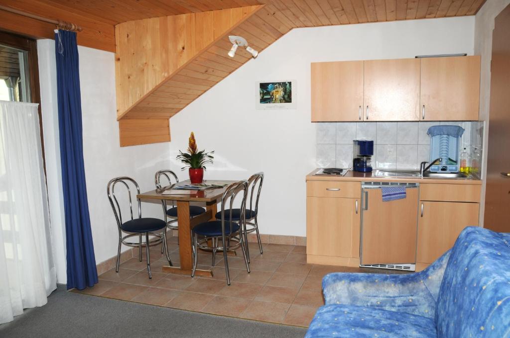 Apartments Pod Rodico Bohinjska Bistrica Δωμάτιο φωτογραφία
